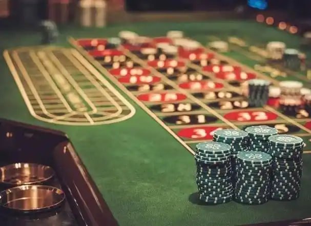 Màn hình Game Slot okvipau với nhiều tựa game đa dạng trên điện thoại